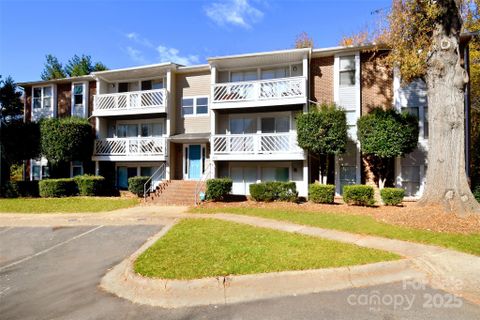 9401 Old Concord Road sold home in Shannon Green II, Charlotte, NC