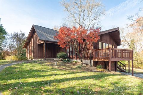 3224 Hickory Hill Road sold home in Hickory Hill, Hendersonville, NC