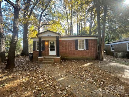 1828 Maribel Avenue sold home in Washington Heights, Charlotte, NC