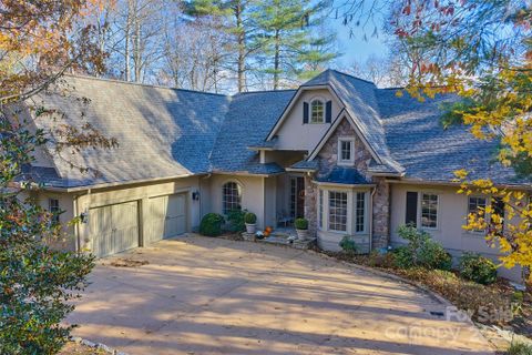 249 Pine Mountain Trail active home in Straus Park, Brevard, NC
