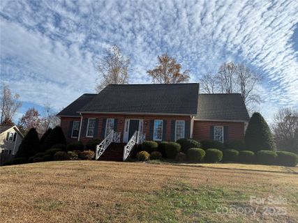 226 Countrywood Drive sold home in Knollwood, Forest City, NC