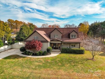 111 Aqua Drive sold home in Lakeview Shores, Mooresville, NC