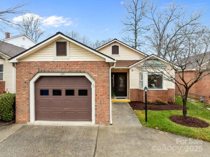 Homes in Plantation Walk, Hendersonville