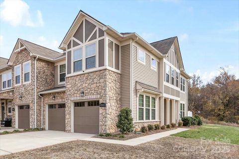 9341 Glenburn Lane