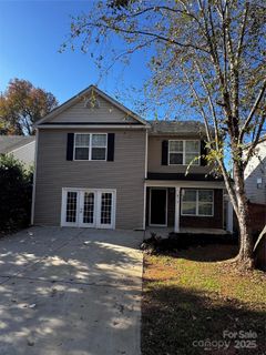 8719 Oak Drive