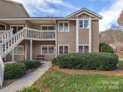 1 Timberlake Drive sold home in Laurel Creek, Asheville, NC