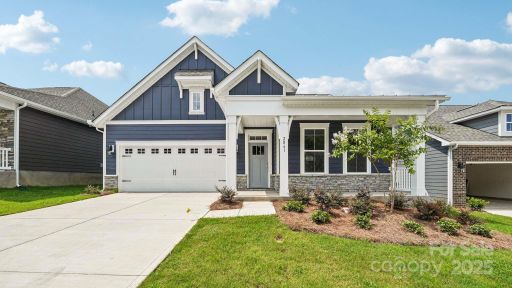 2106 Skyhawk Drive