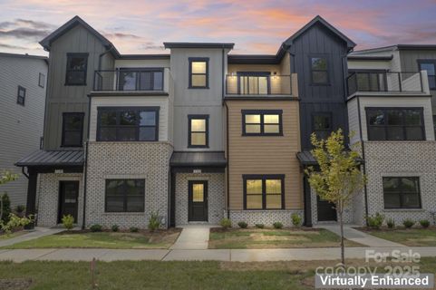 732 Falling Oak Alley