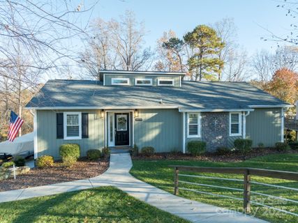 5979 Gold Creek Estate Drive sold home in Gold Creek Estates, Hickory, NC