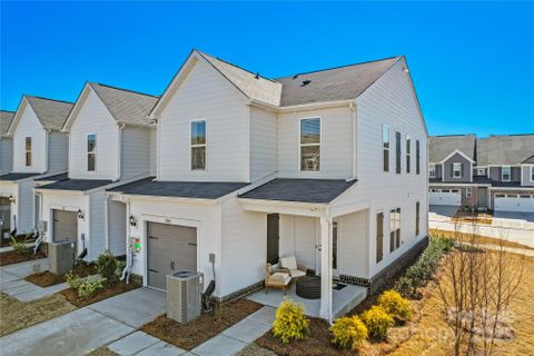 2116 Cobble Court