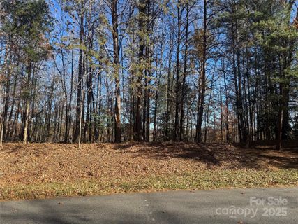 6554 Willowbottom Road sold home in Deerfield, Hickory, NC