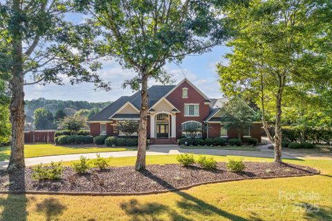 137 Clearcreek Drive sold home in Turtle Creek, Boiling Springs, SC