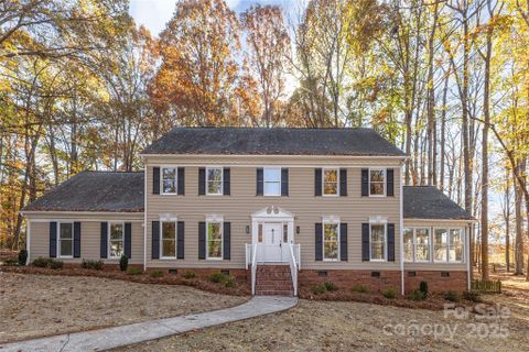 3335 Carnegie Lane sold home in Brandonwood, Matthews, NC