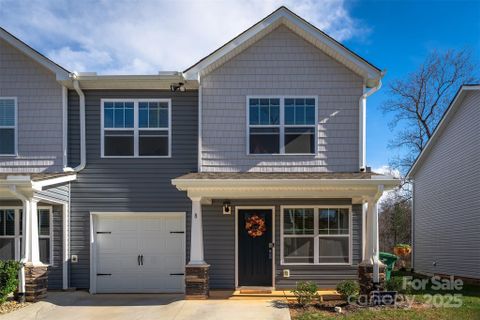 8 Virginia Commons Drive