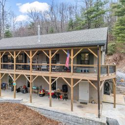 48 Rainbow Lake Circle