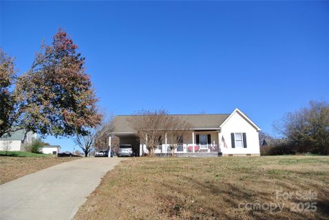 225 Mcdade Road sold home in White Oak, Forest City, NC
