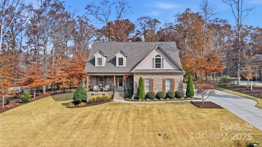 1007 Flat Rock Drive sold home in The Oaks At Camden, Monroe, NC