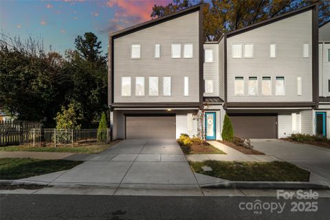 1549 Pinecrest Avenue