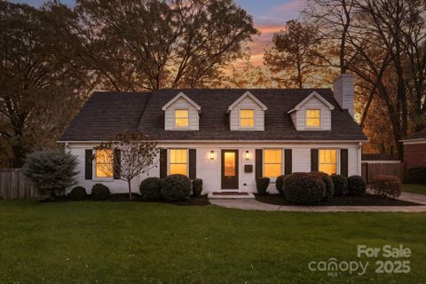 4419 Longwood Drive