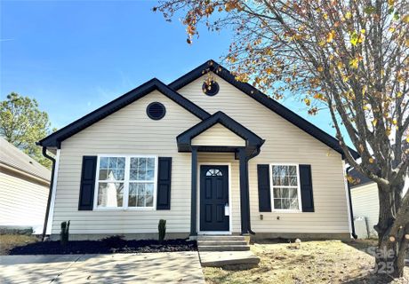 1135 Hannah Rae Court sold home in Summerville, Charlotte, NC