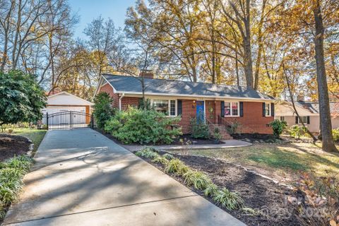 1318 Woodland Drive