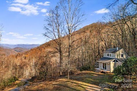 1877 Secluded Valley Road sold home in Secluded Valley, Marshall, NC