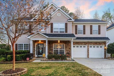 4827 Annelise Drive sold home in Litchfield Village, Harrisburg, NC