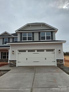 126 Kerr Walk Drive pending home in Northlake, Statesville, NC