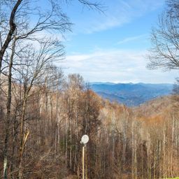 2650 Secluded Valley Road