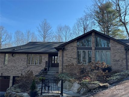 732 Overlook Drive