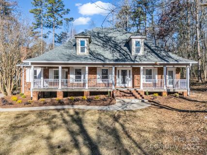 303 Fairforest Drive sold home in Forest Hills, Rutherfordton, NC