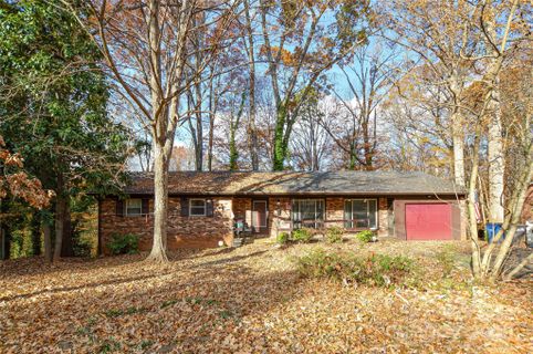 1405 Forest Park Drive
