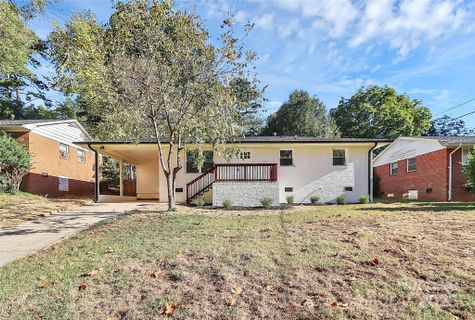 735 Wilbrown Circle sold home in Homestead Park, Charlotte, NC