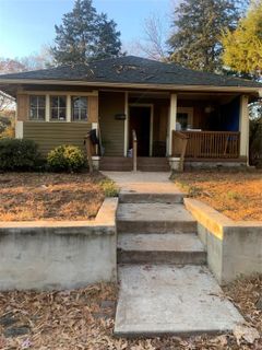 319 N Linwood Avenue active home in Thomasboro, Charlotte, NC