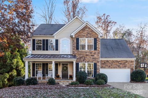 Homes in Lake Forest, Lake Wylie