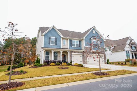 5011 English Laurel Court sold home in The Oaks At Skybrook North, Huntersville, NC