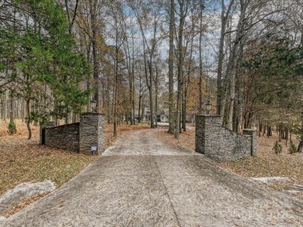1609 Walden Pond Lane sold home in Walden Pond, Waxhaw, NC