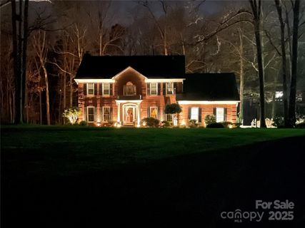 1600 Thornhill Drive
