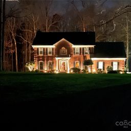 1600 Thornhill Drive