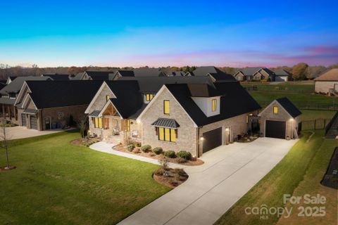 2983 Tavistock Lane