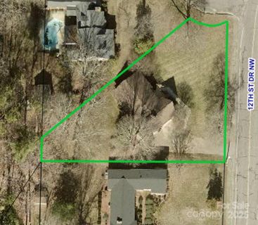 1775 12th Street Drive sold home in Lakeland Park, Hickory, NC