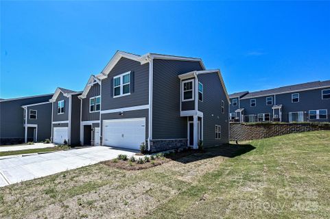 8041 Hidden Springs Trail