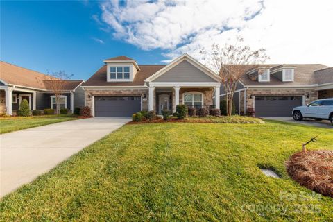 1344 Garden Vista Drive sold home in The Courtyards At Emerald Lake, Matthews, NC
