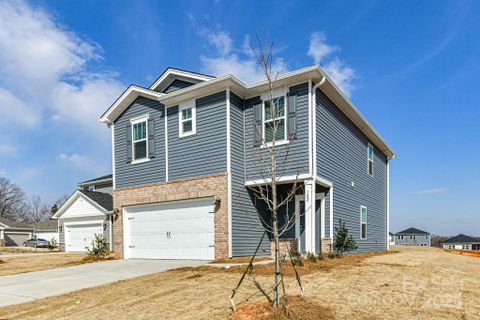 102 Drover Drive