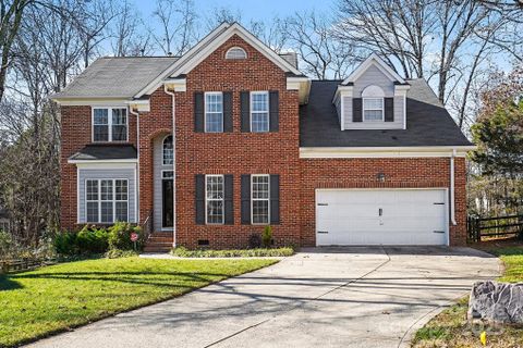 4501 Bellmore Court sold home in The Villages Of Leacroft, Charlotte, NC