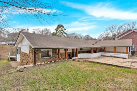 156 Hazelton Loop sold home in Regency Lake Village, Mooresville, NC