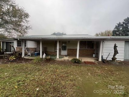 3018 Campground Road sold home in Grace Chapel Village, Granite Falls, NC