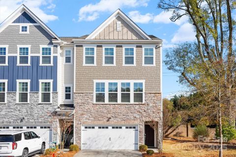 15008 Holly Run Lane