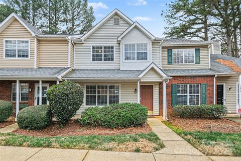 5672 Prescott Court sold home in Prescott Village, Charlotte, NC