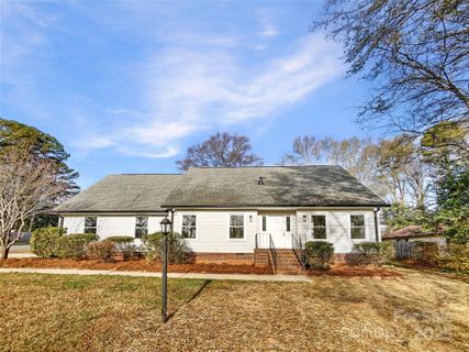2400 Amity Avenue sold home in Gardner Woods, Gastonia, NC